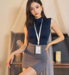네이비 미니멀 이머시브 오피스룩