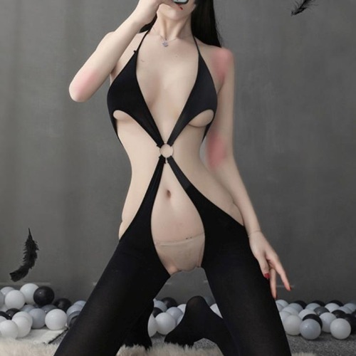 블랙 컷아웃 이머시브 스타킹